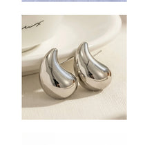 Load image into Gallery viewer, Large Drop Earrings
